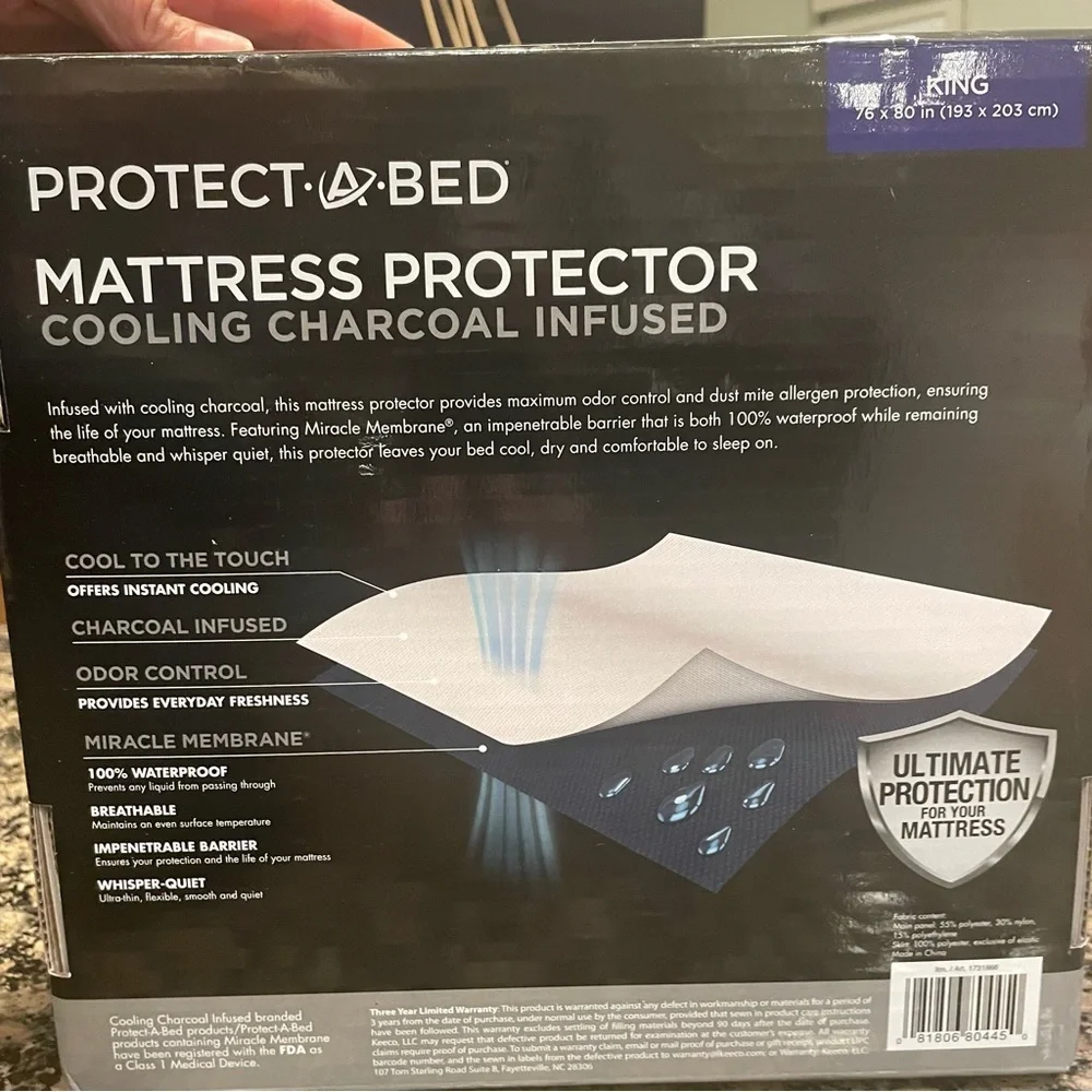 NWT protect a bed mattress protector cooling charcoal infused king